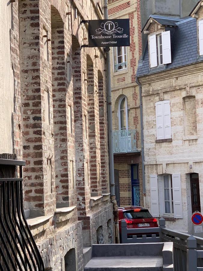 Townhouse Trouville - Appart'Hotel & Studios Eksteriør bilde