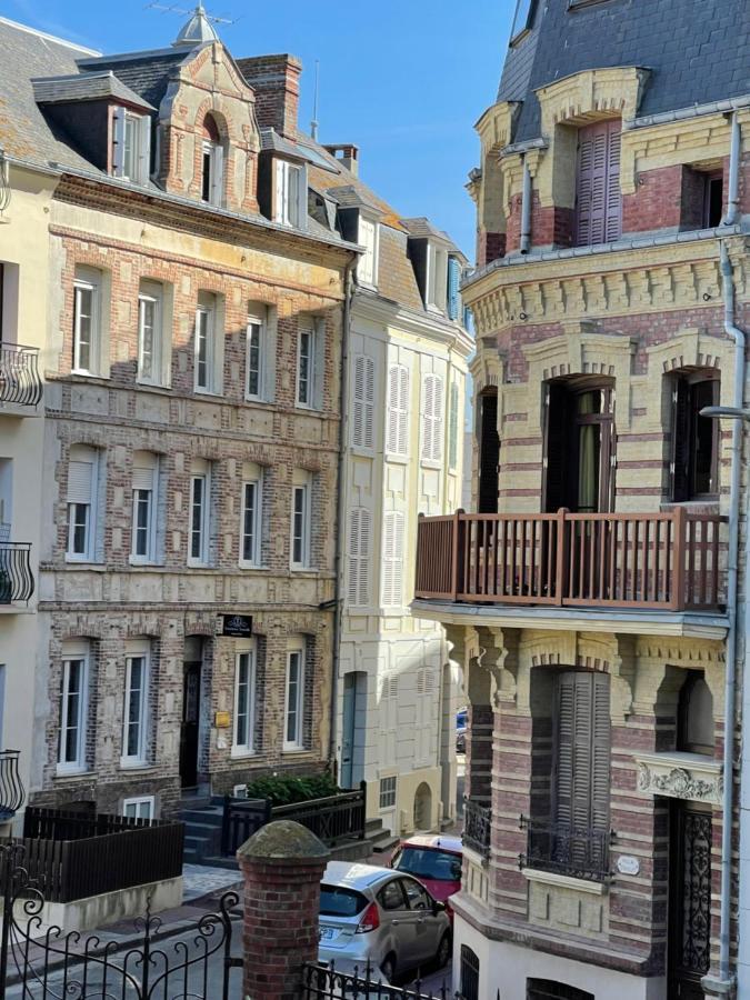 Townhouse Trouville - Appart'Hotel & Studios Eksteriør bilde